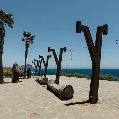 El Mirador: Sea Views From The Shore Los Abrigos Exterior photo