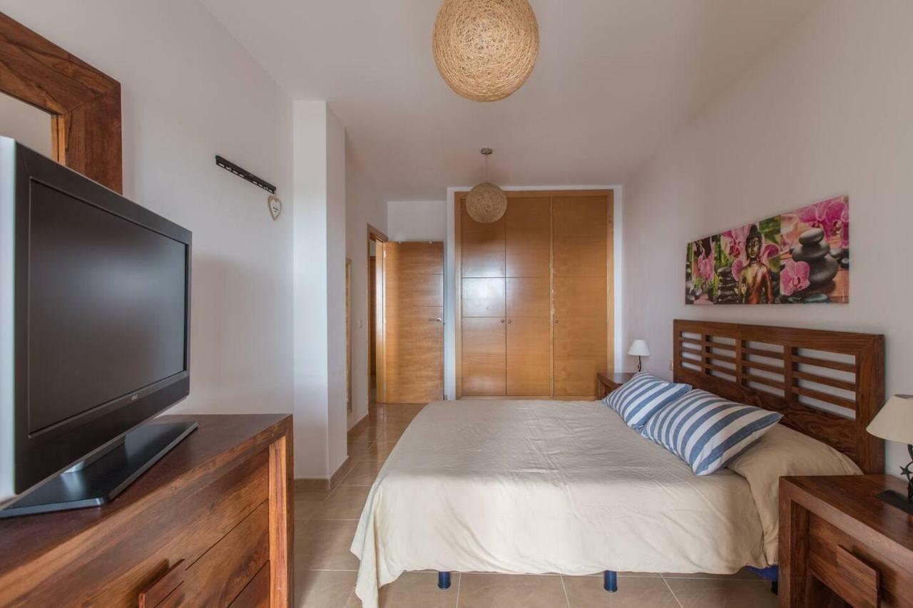 El Mirador: Sea Views From The Shore Los Abrigos Exterior photo